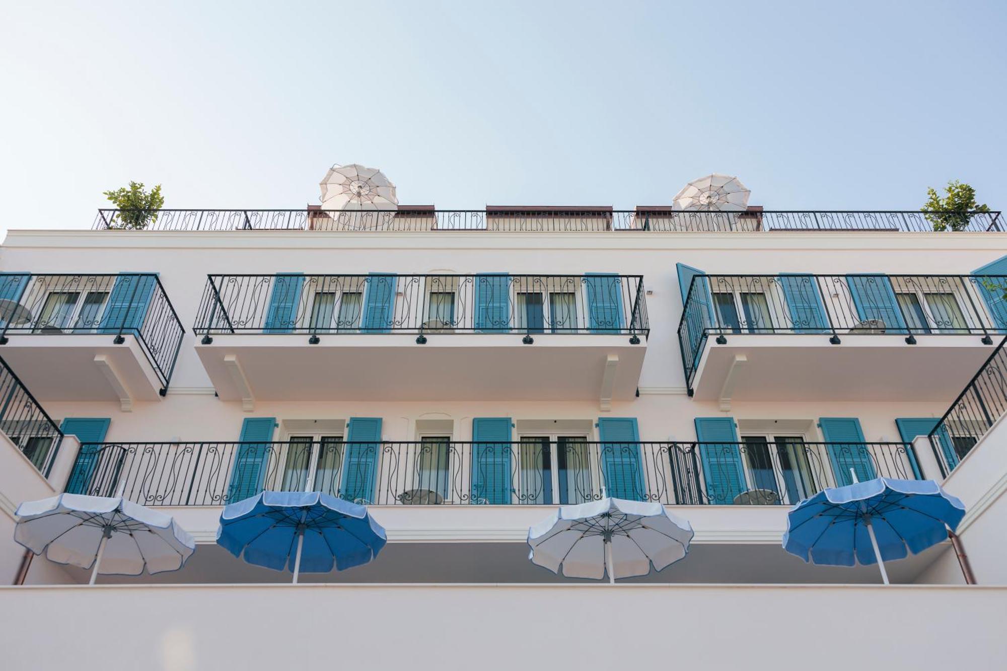 A'Mare Boutique Hotel & Spa Пьетра-Лигуре Экстерьер фото