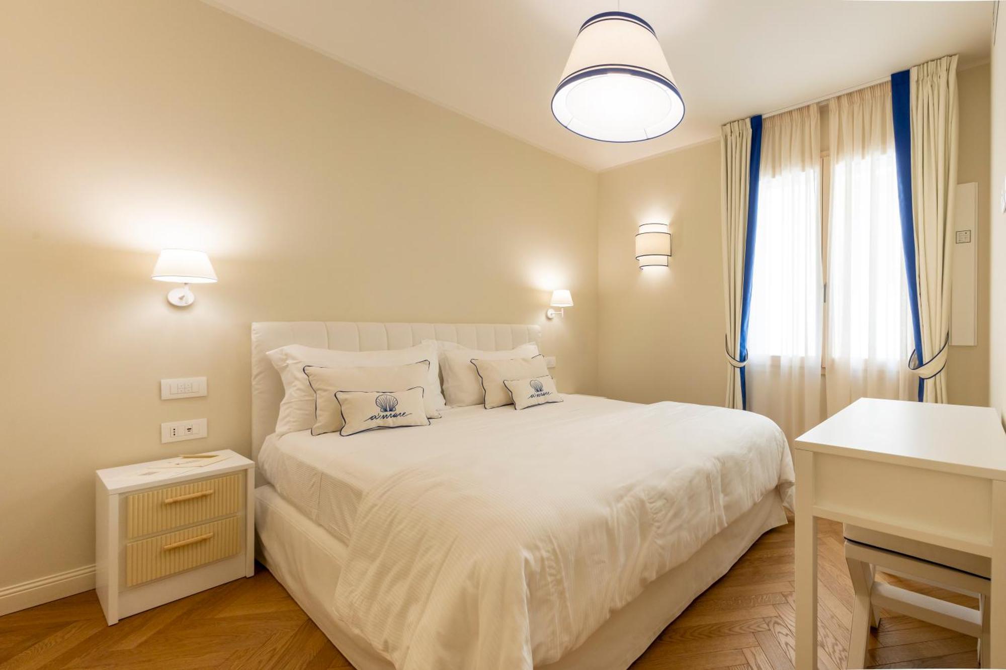 A'Mare Boutique Hotel & Spa Пьетра-Лигуре Экстерьер фото