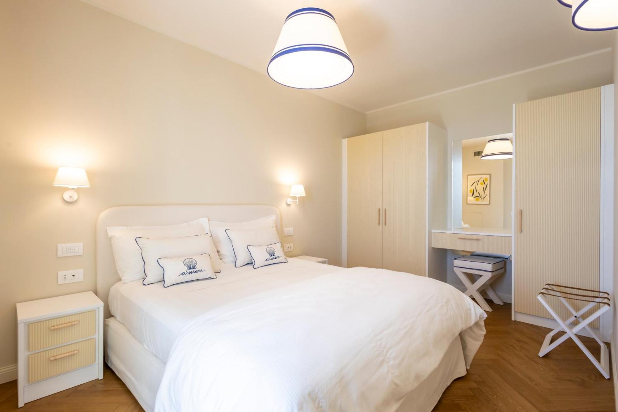 A'Mare Boutique Hotel & Spa Пьетра-Лигуре Экстерьер фото