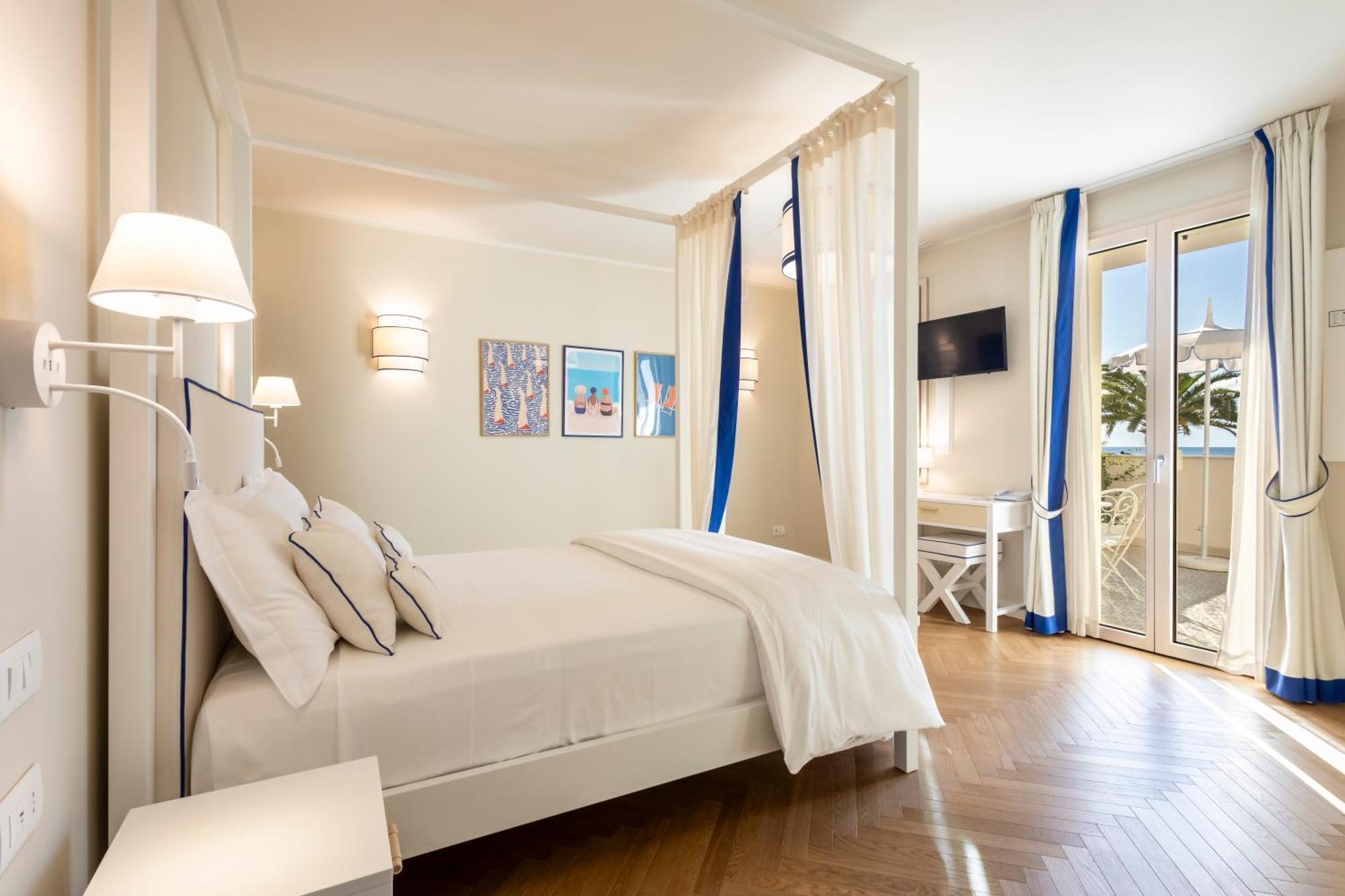 A'Mare Boutique Hotel & Spa Пьетра-Лигуре Экстерьер фото